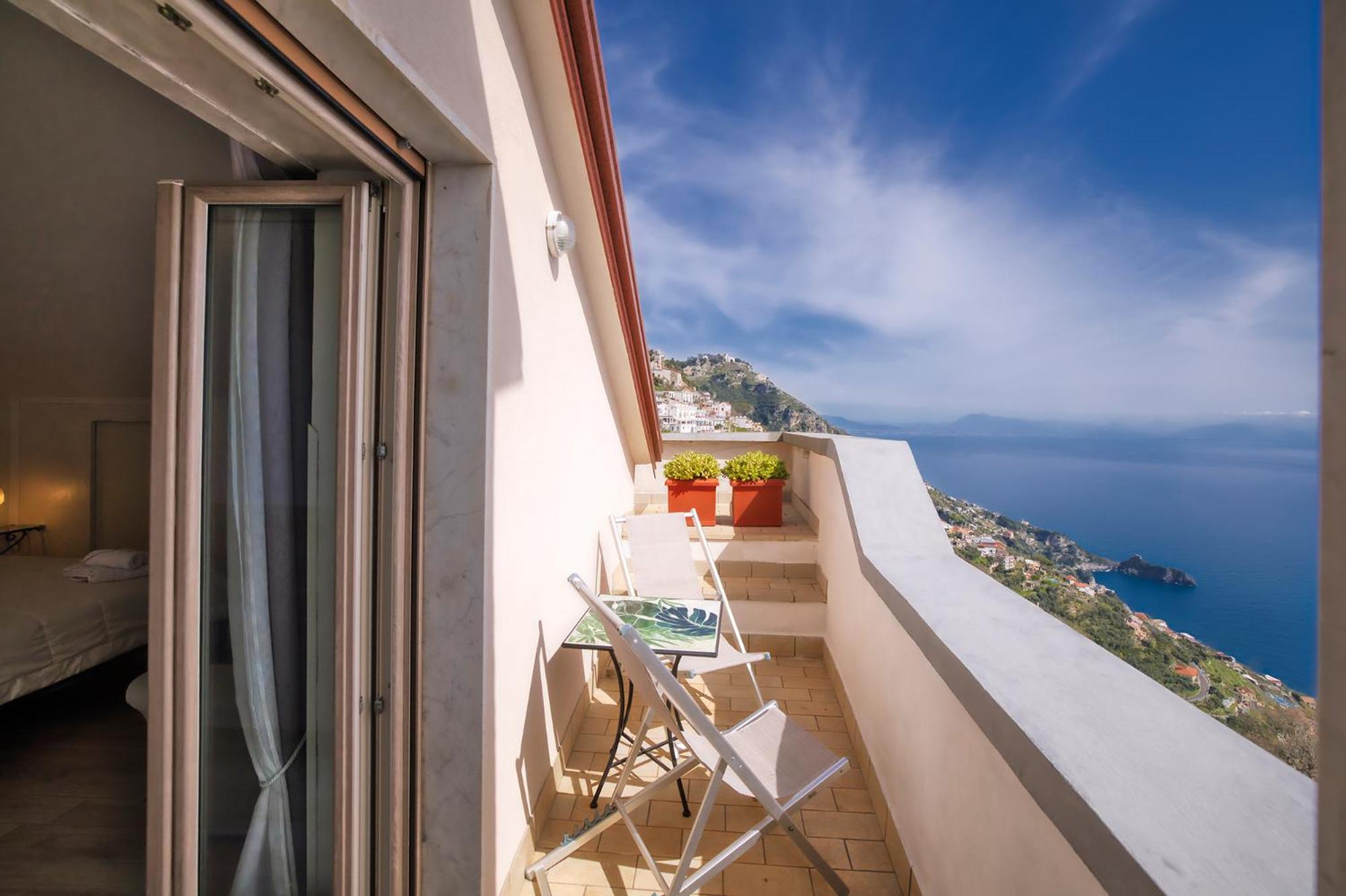 Le Marelle Hotel Furore Exterior photo