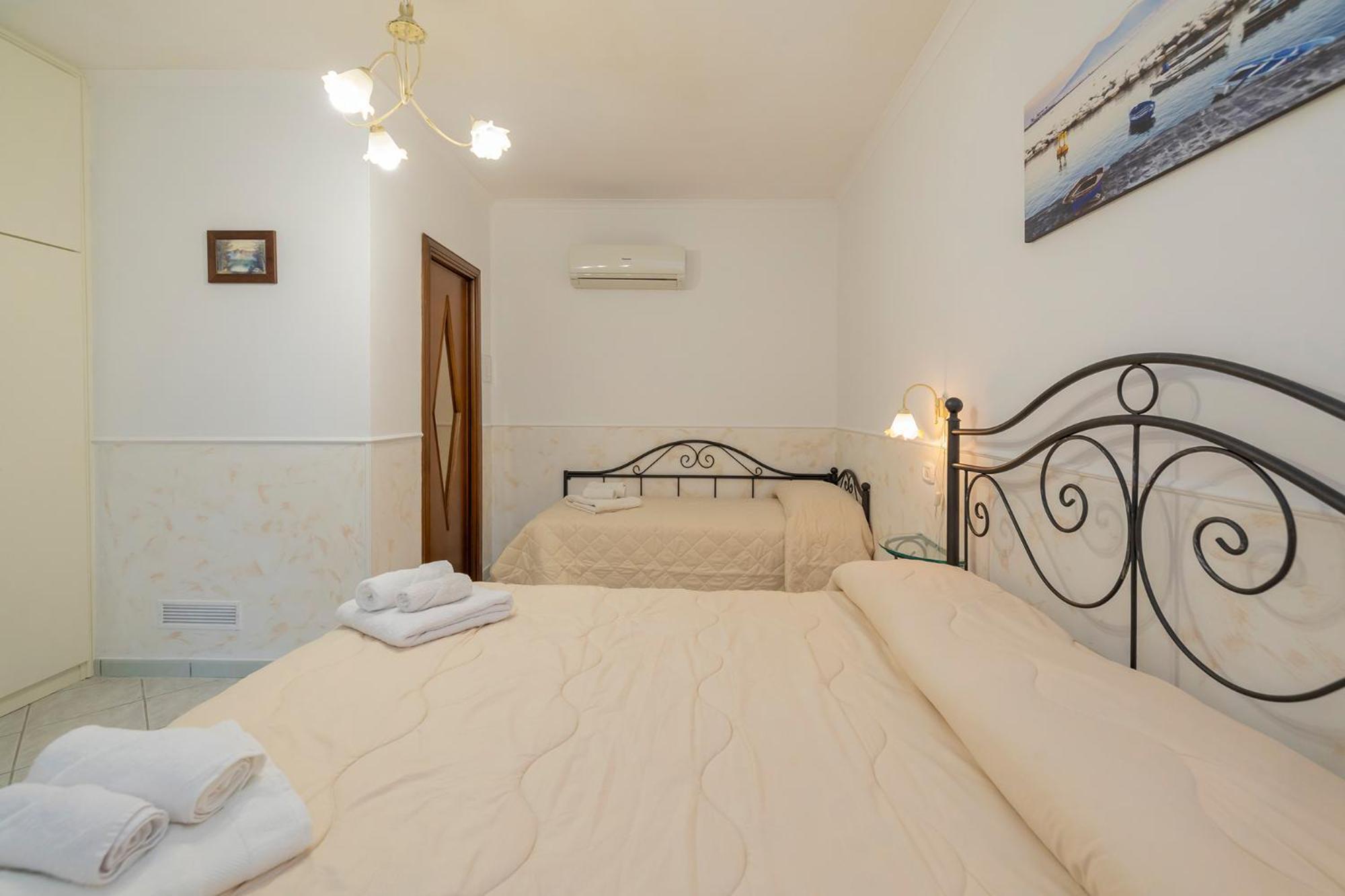 Le Marelle Hotel Furore Room photo